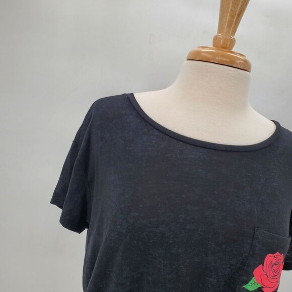 Grayson Threads Juniors Rose Pocket Crop Top Tee T-Shirt Size M Short Sleeve - Picture 5 of 12